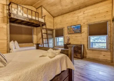 Edgewood Creek Bedroom